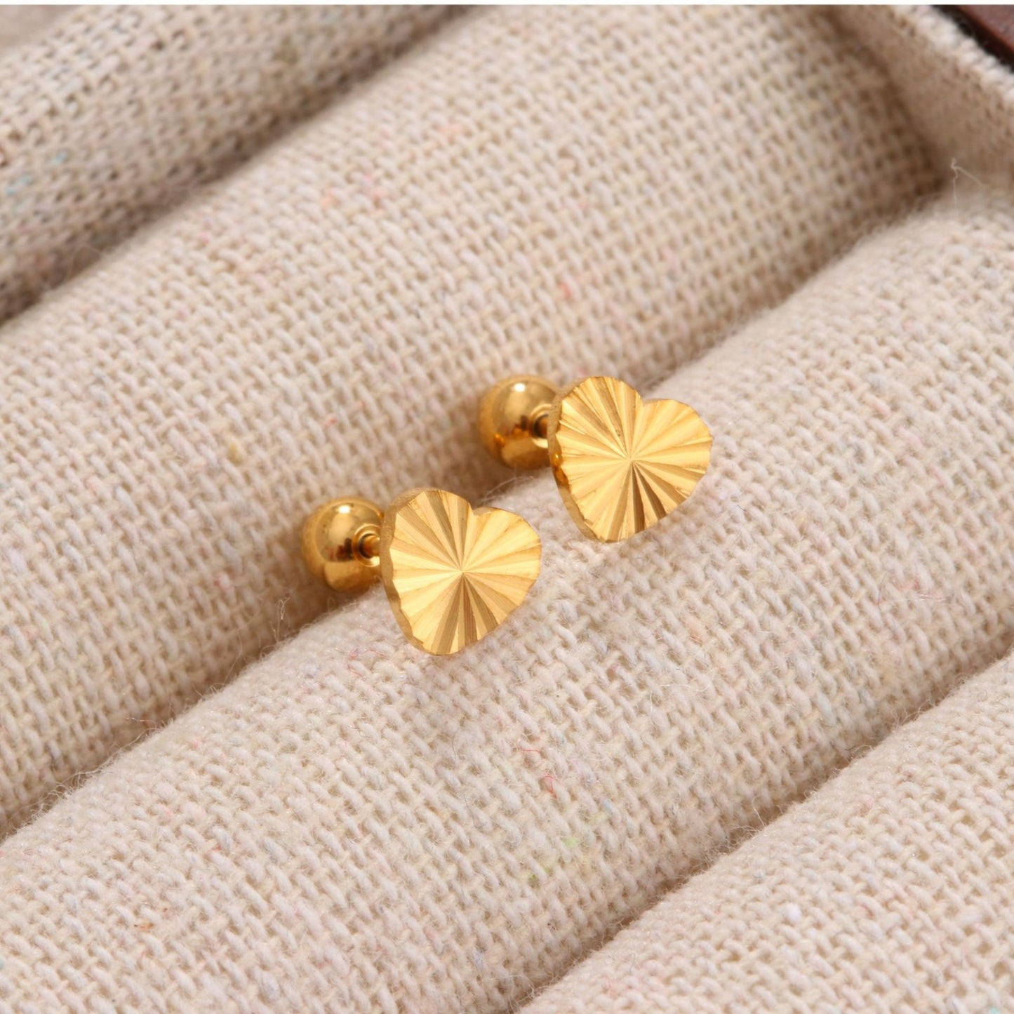 Batches Of Flowers Love Five-pointed Star Earrings