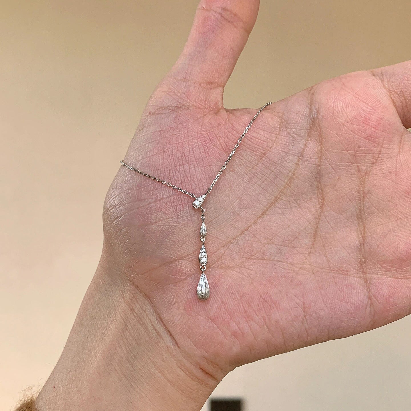 Women's Y-shaped Rhinestone Brushed Water Drop Retro Style Niche Exquisite High-grade Necklaces