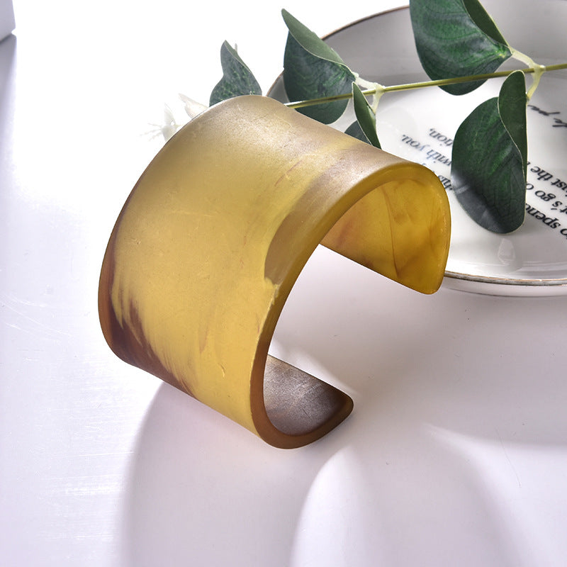 Versatile Style Acrylic Matte Pattern Niche Bracelet