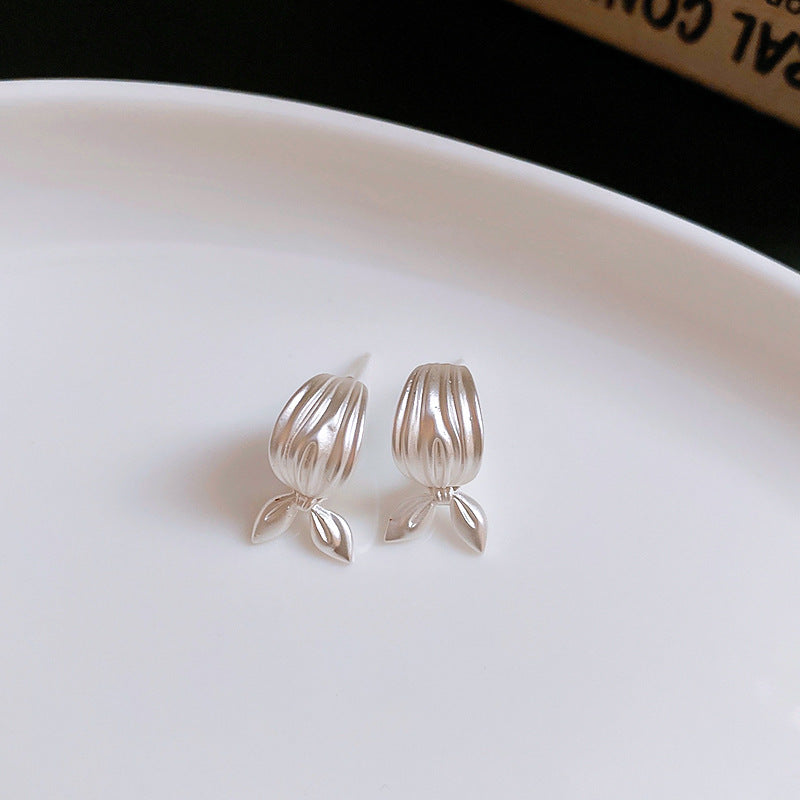 Cheese Pleated Fashionable Casual Style Ear Hook Earrings
