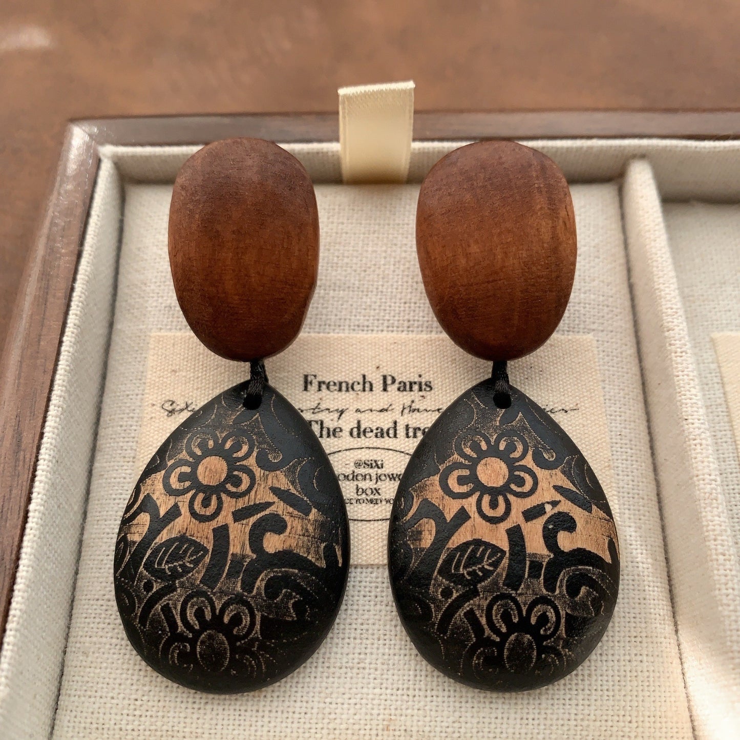 Solid Wood Fritillary Shell Geometric Eardrops Mild Luxury Retro Fashion Rings