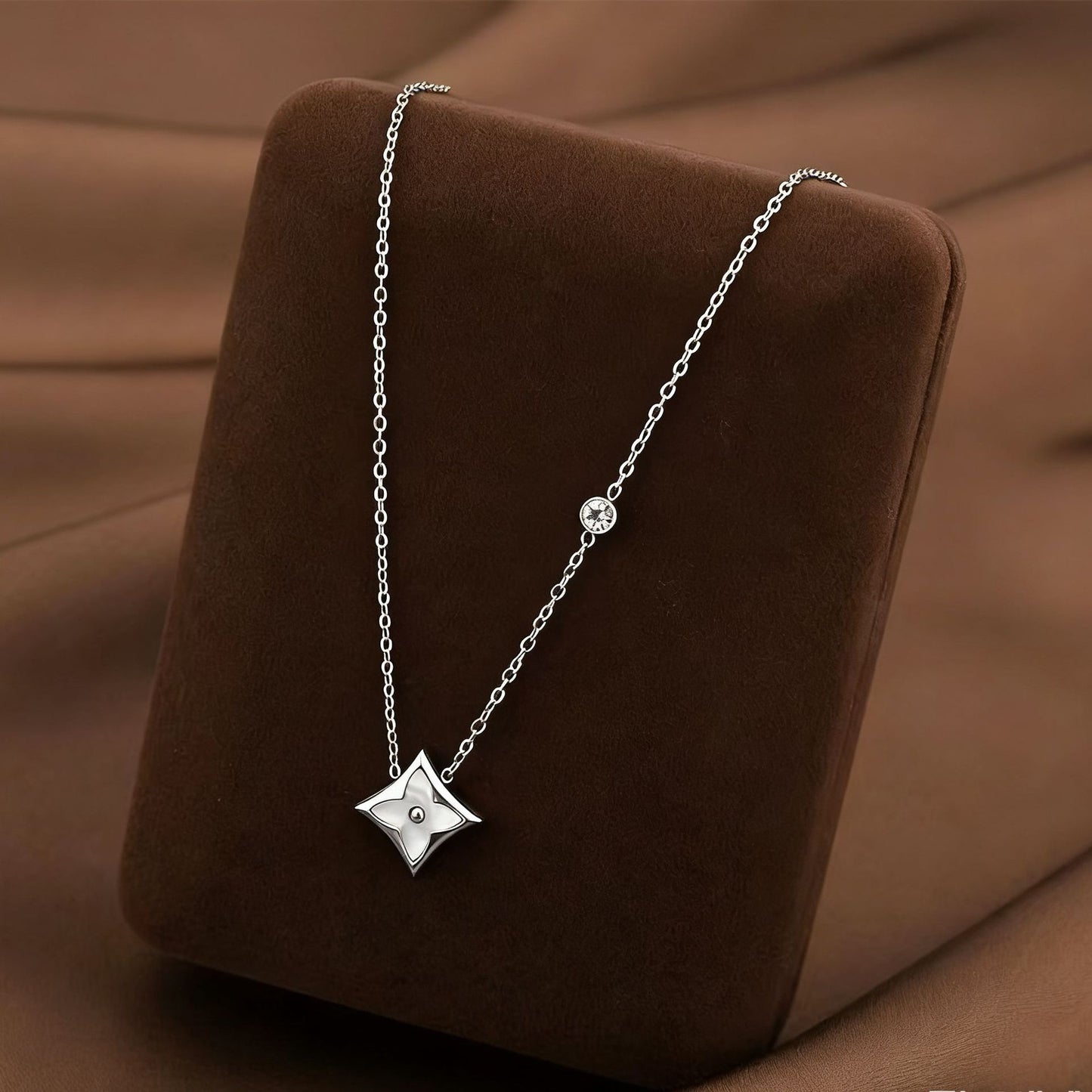 Titanium Steel Female Niche Simple Temperament Clavicle Pendants