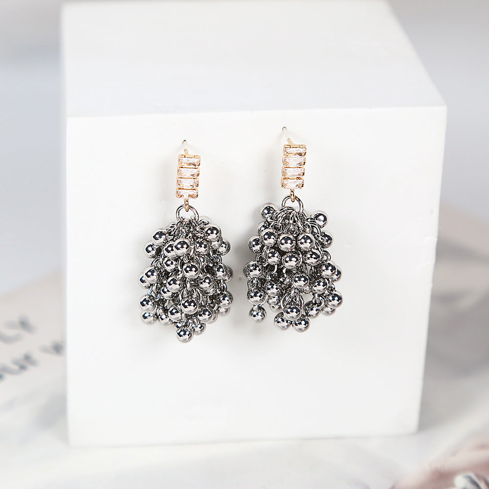 Sier Needle Zircon Retro French Metal Tassel Beaded Light Niche Earrings