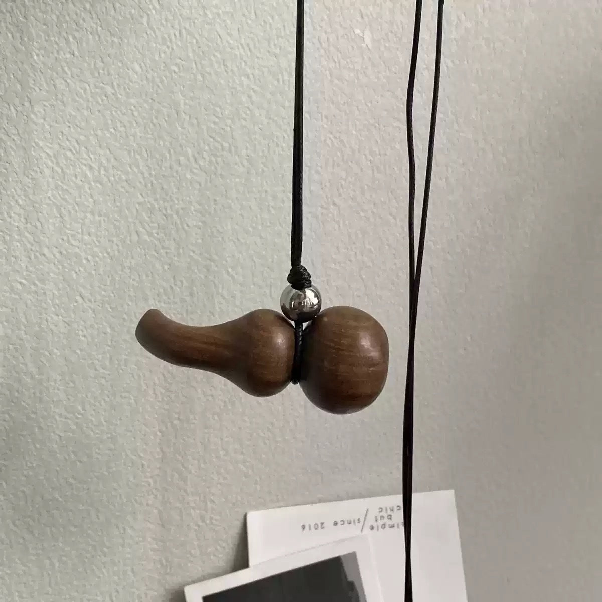 Women's Design Round Ebony Kettle For Retro Long Titanium Necklace