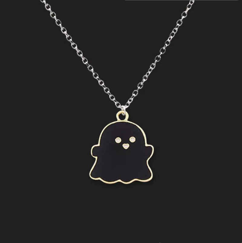 And White Ghost Sweet Cool Creative Necklaces