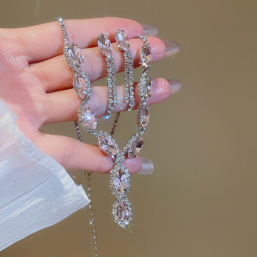 Elegant Drop Round Light Luxury Minority Necklaces