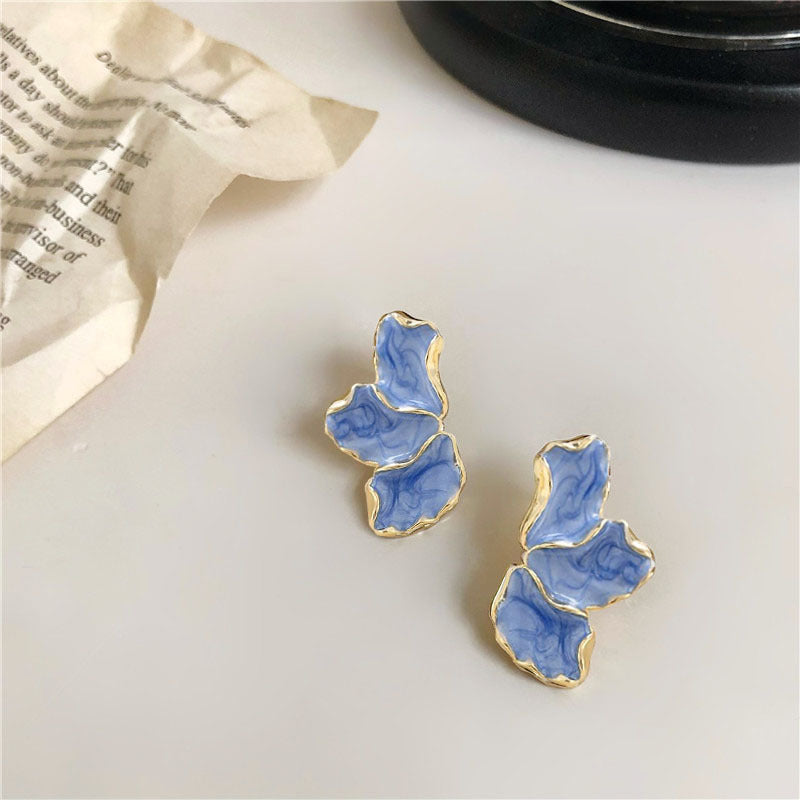 Women's Petal Fashionable Elegant Niche Unique Light Earrings