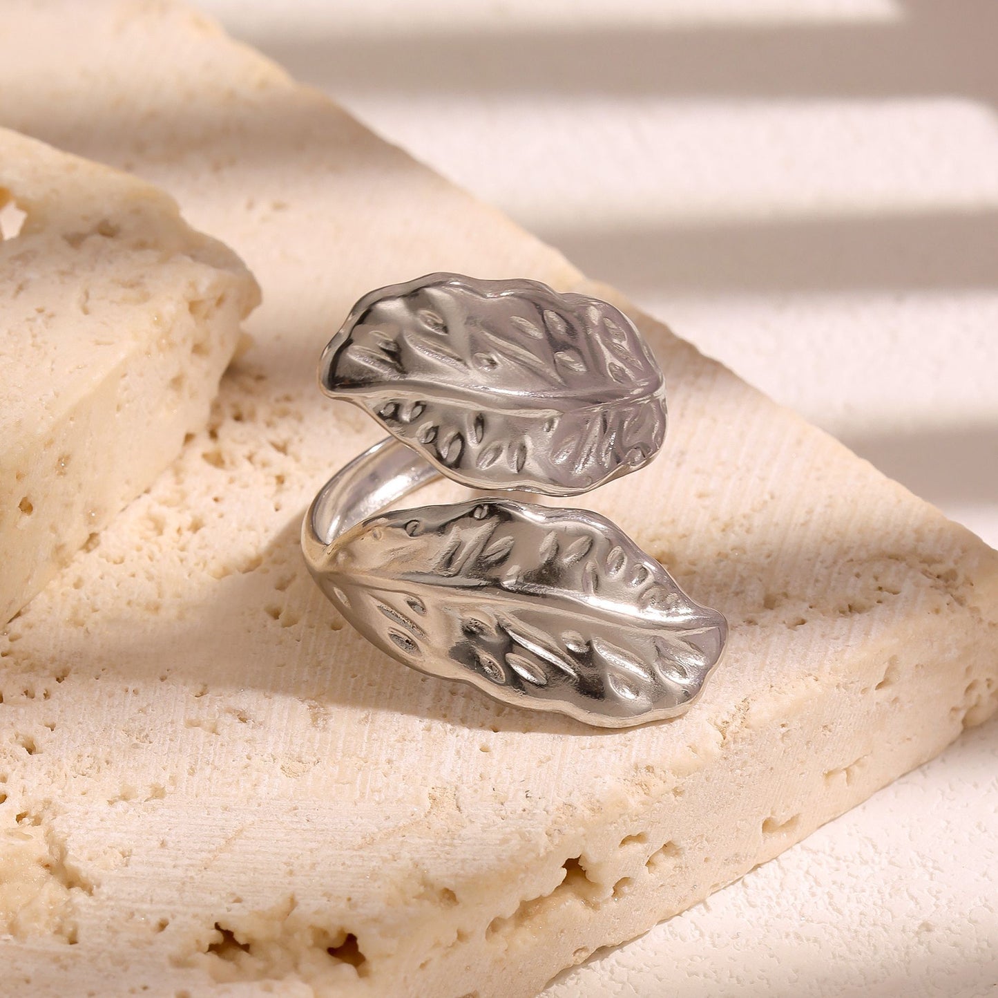 Stainless Steel Leaves Female Colorfast High-grade Light Luxury Open Adjustable Ring