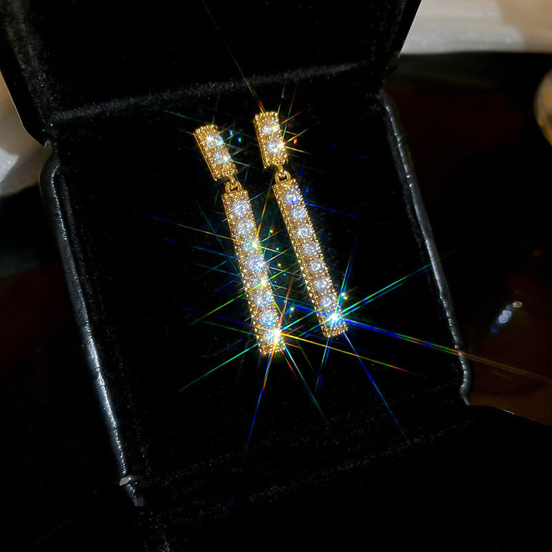 Korean Style White Zircon High-grade Simple Personalized Design Sense Earrings