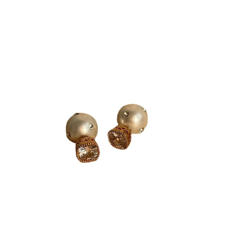 Women's Diamond Large Small Pearls High-grade Mild Luxury Retro Ear Style Stud Earrings