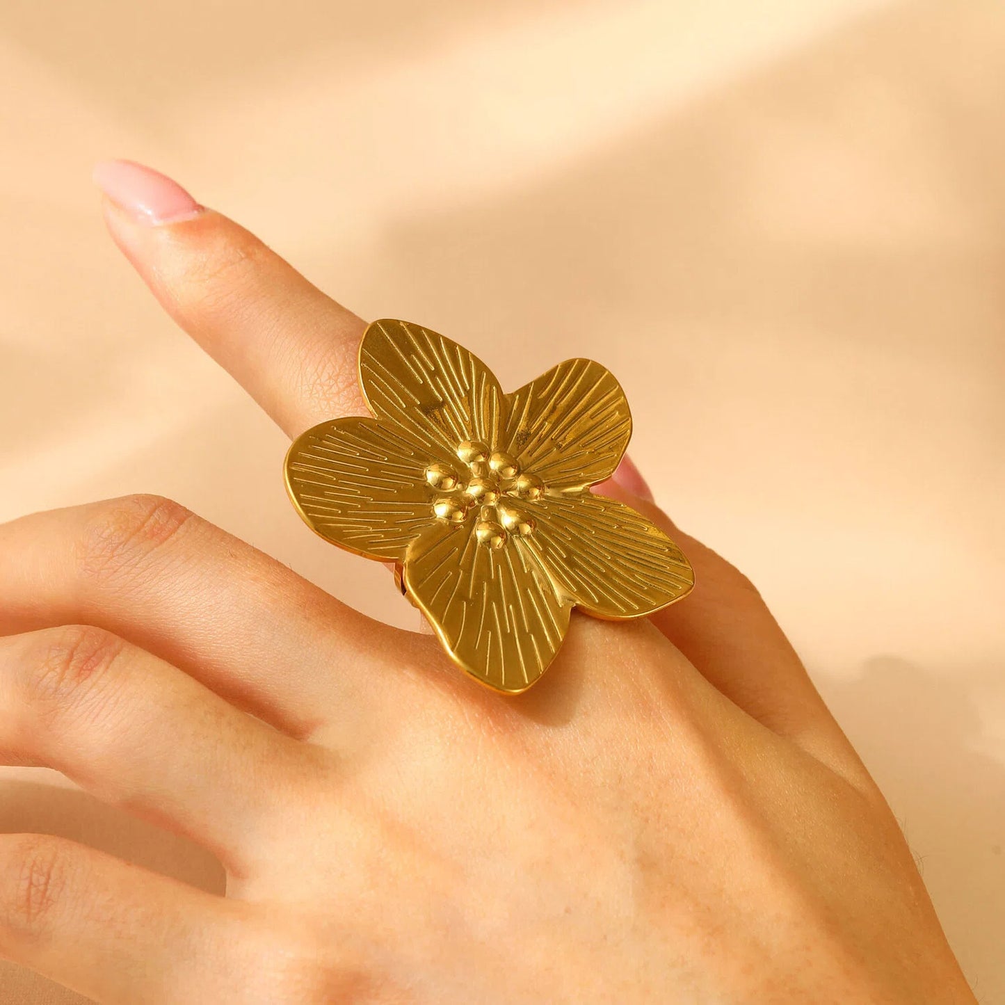 Steel Flower Leaf Female Exaggerated Personalized Hollow Ring