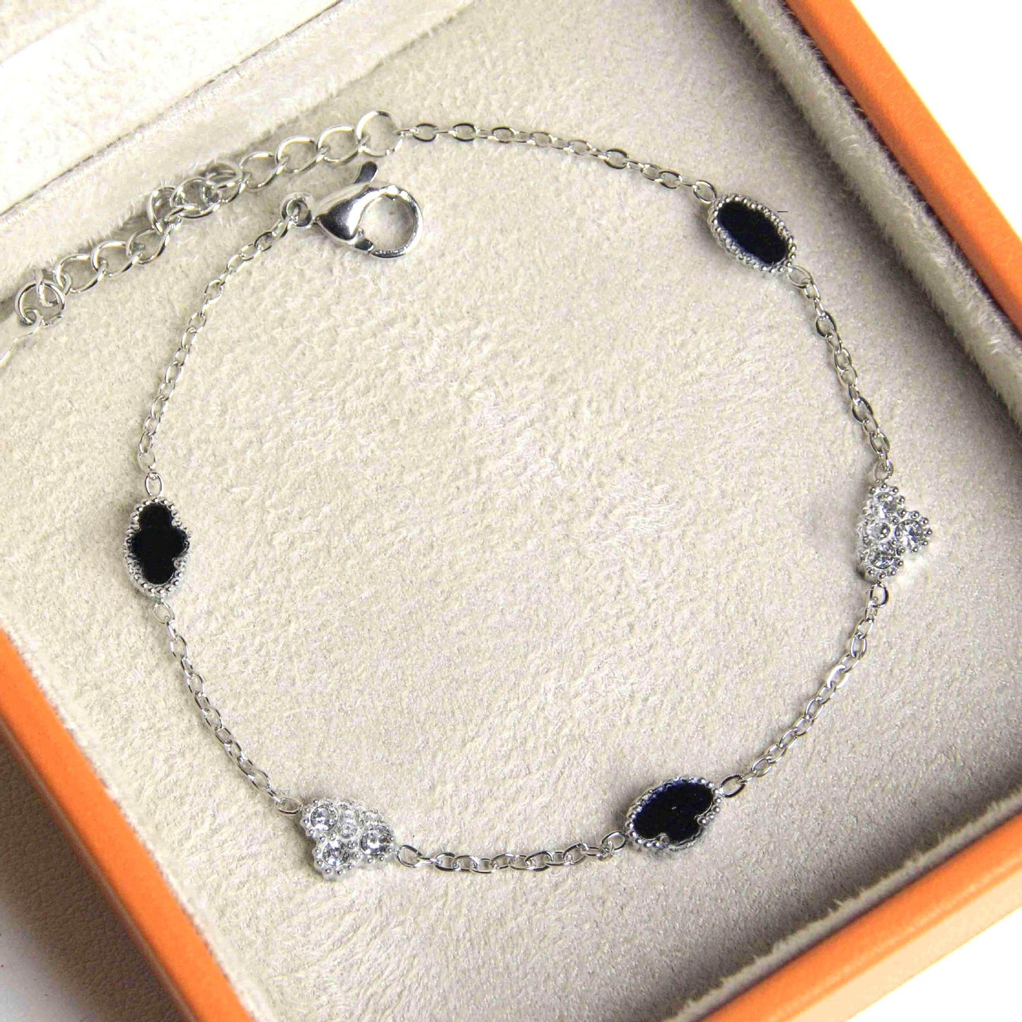 Women's Lucky Diamond Four-leaf Clover Vacuum Electroplating Fashionable All Bracelets