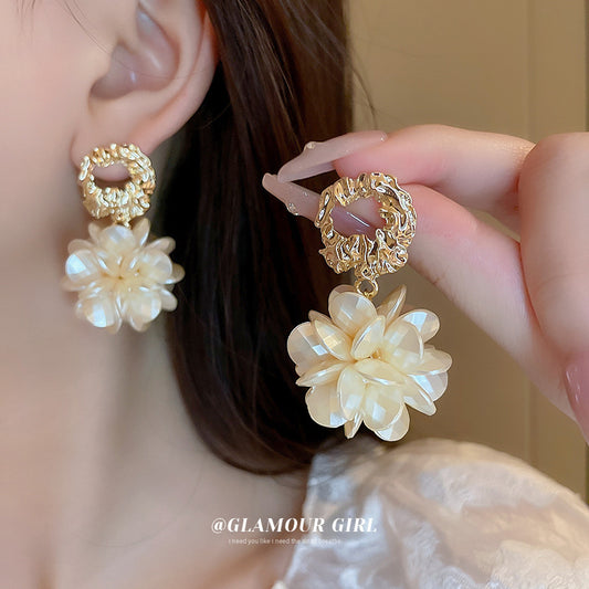 Lux Acrylic Petal Eardrops Niche Design Retro Temperament Earrings