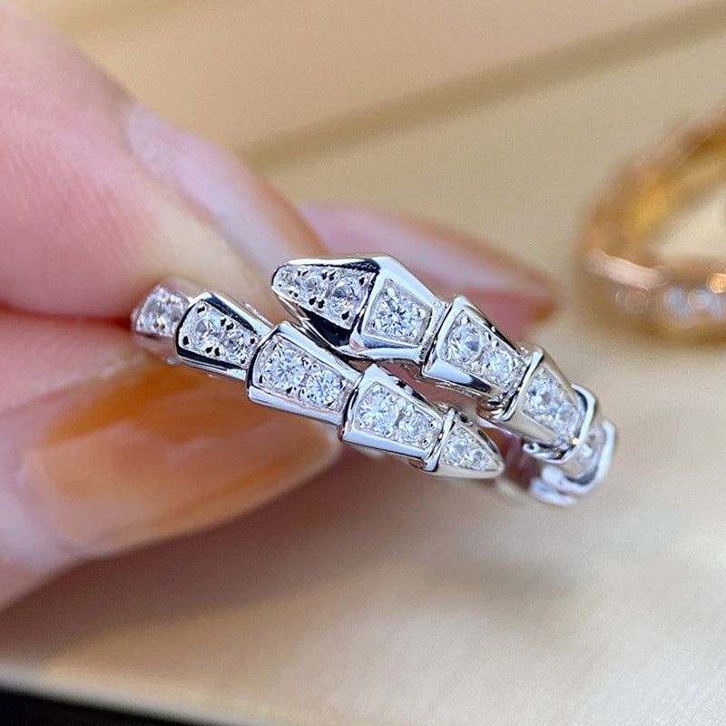 Zhang Sterling Sier Unique Snake-shaped Zircon Female Niche Ring