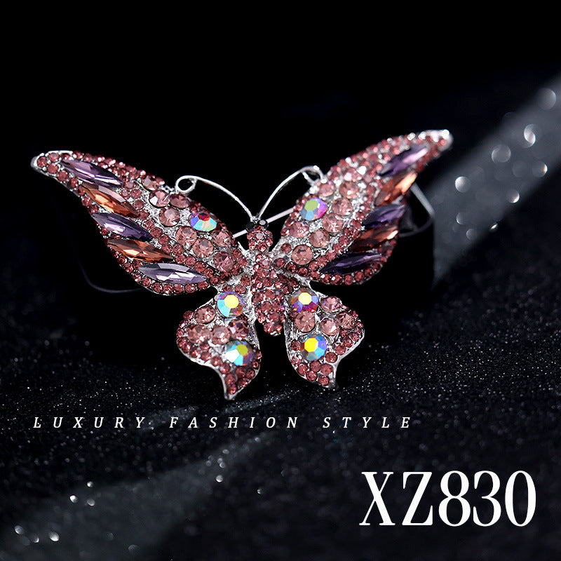 Women's Golden Carp Brooch Exquisite Corsage Luxury Brooches