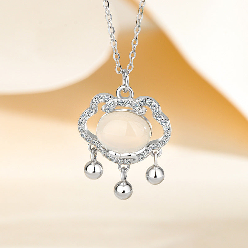 Safety Lock Female Affordable Luxury Style Niche Necklaces