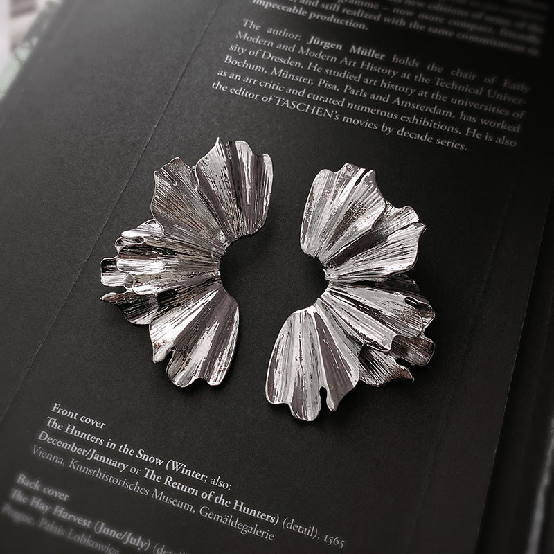 Women's Pleated Flower Scallop Cold Wind Niche Earrings