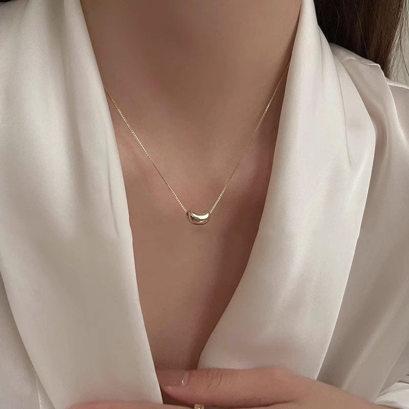 Women's Golden Bean Clavicle Chain Light Luxury Necklaces