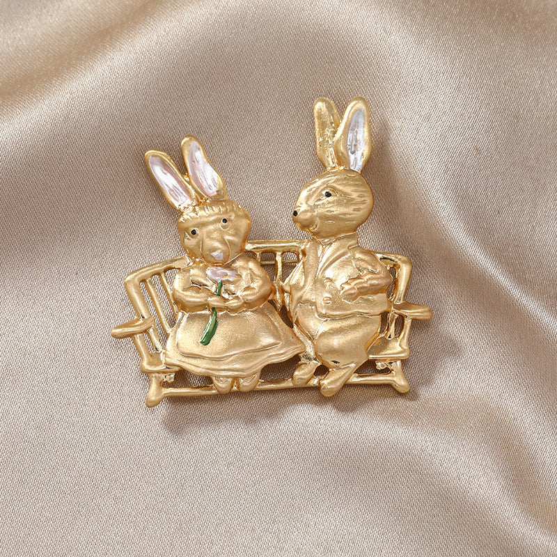Rabbit Brooch Retro Animal Pin Cute Female Bag Brooches