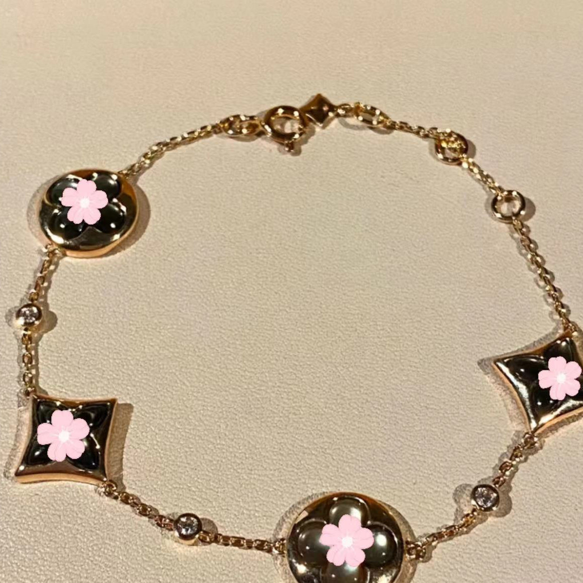 Pork Belly Fritillary Diamond-shaped Four-leaf Clover Bracelet