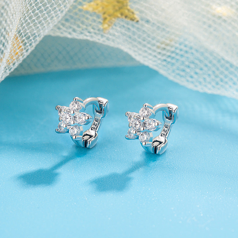 Women's Elegant Five Petals Diamond Design Affordable Luxury Fashion Earrings