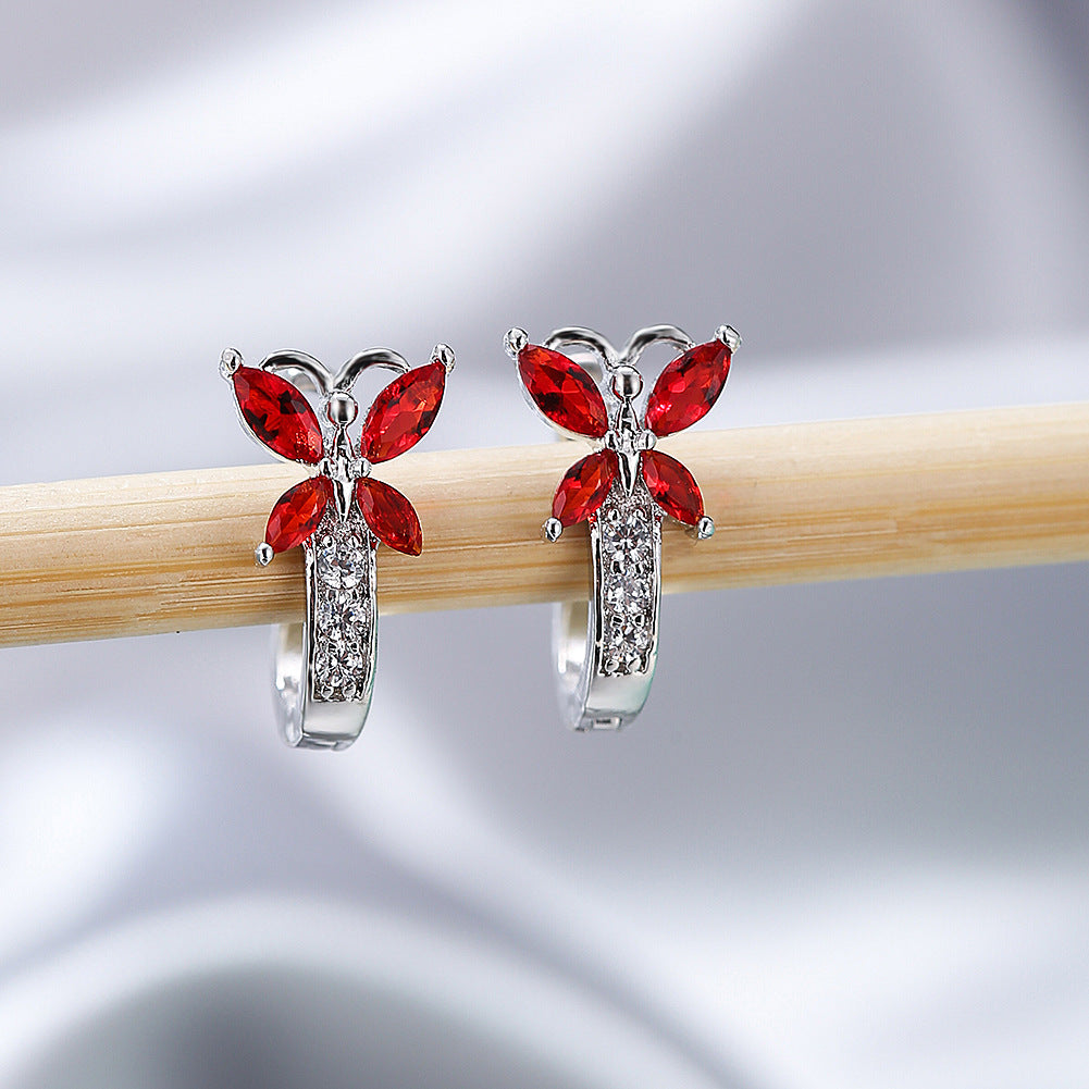 Women's Vintage Pastoral Style Edge Inlaid Zircon Small Butterfly Clip Earrings