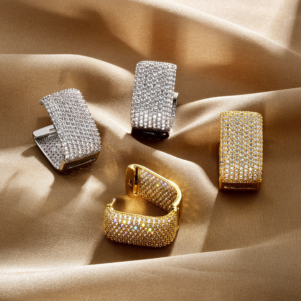 Luxury High-grade Wide Face Inlaid Zirconium Earrings