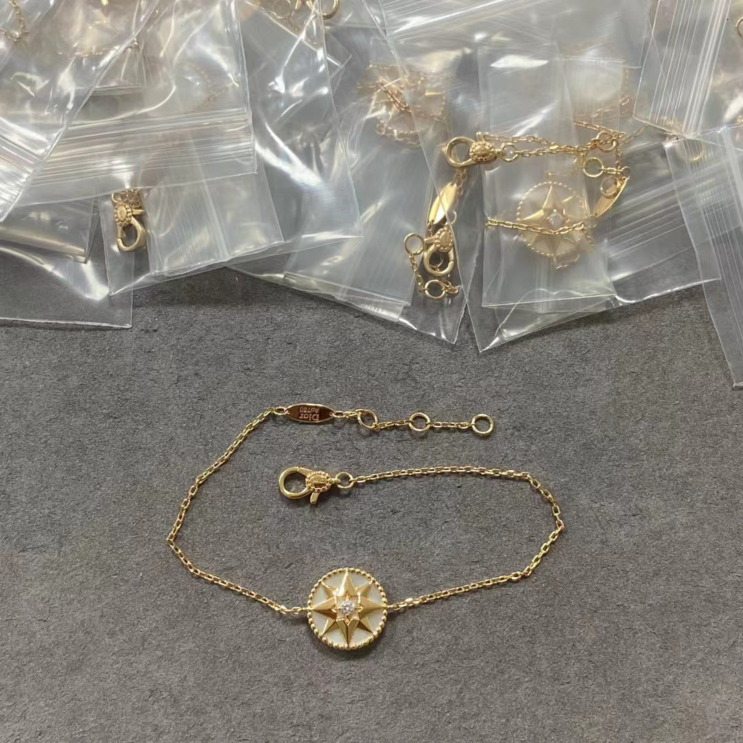 Star Female Clavicle Chain White Shell Necklaces
