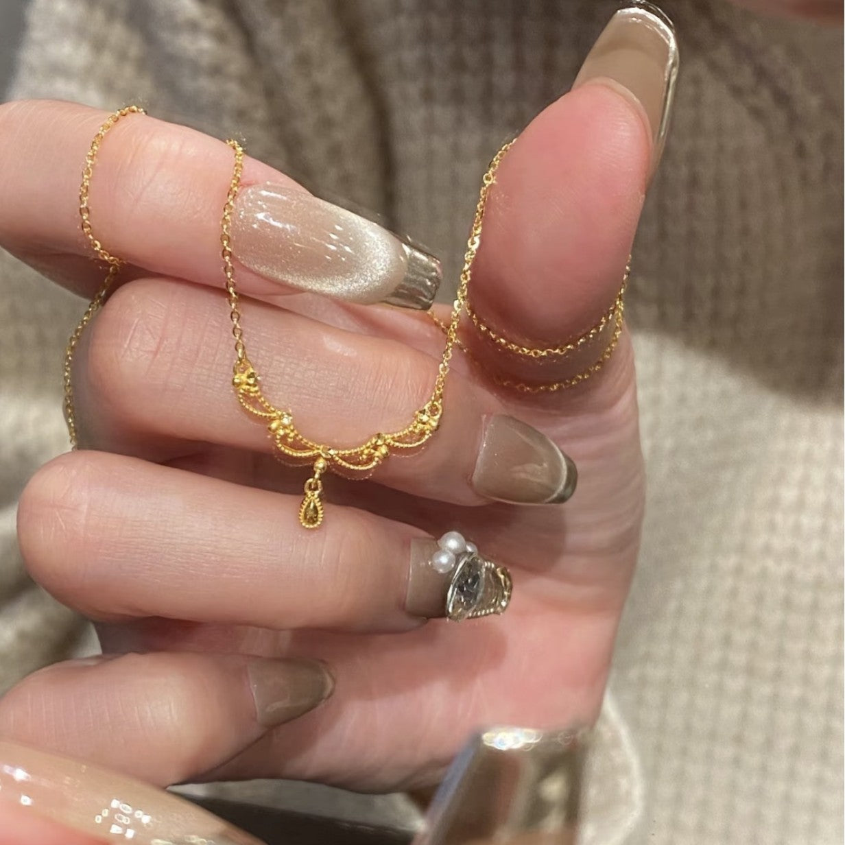 Women's Lace Water Drop Light Luxury Clavicle Chain Design Necklaces