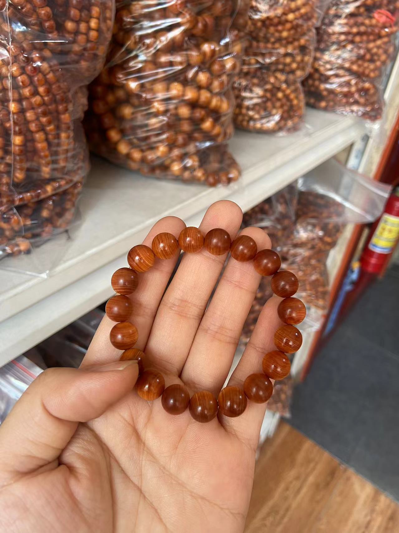 Black Oil High Density Wooden Prayer Beads Gentiana Pattern Bracelet