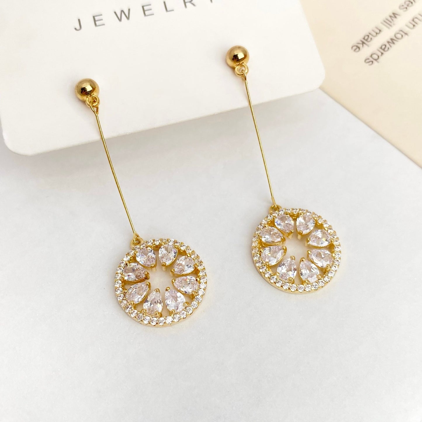 Women's Austrian Crystal Roulette Wheel Diamond In The Debris Geometric Shining Earrings