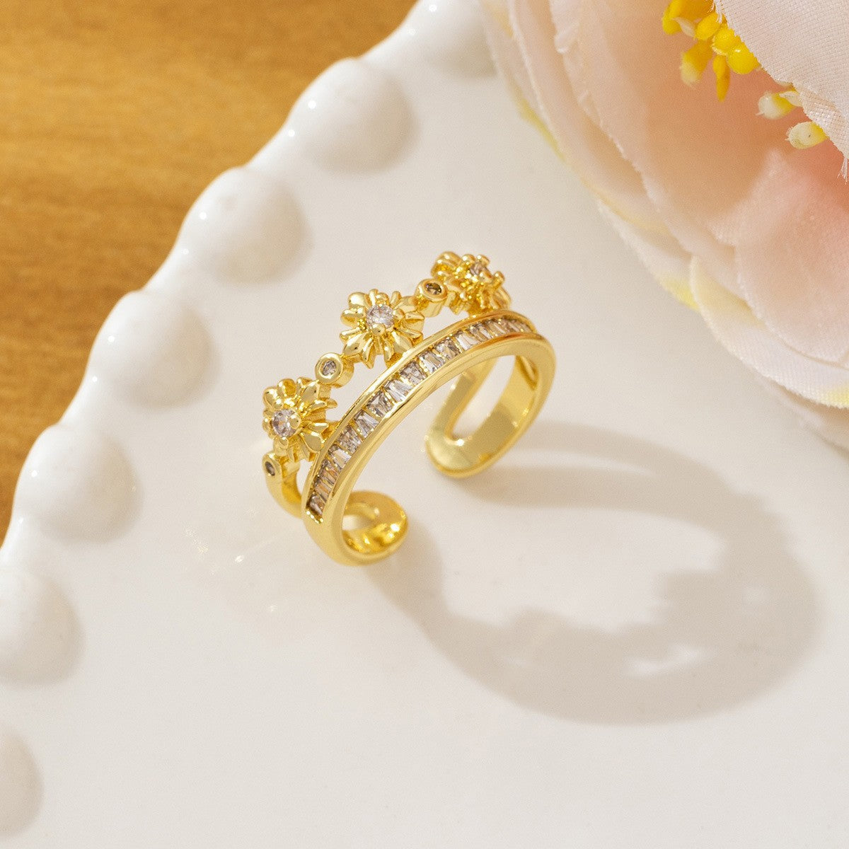 Luxury Cross Design Fashion Open High Sense Index Ring