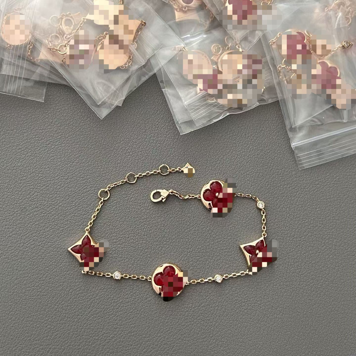 Pork Belly Fritillary Diamond-shaped Four-leaf Clover Bracelet