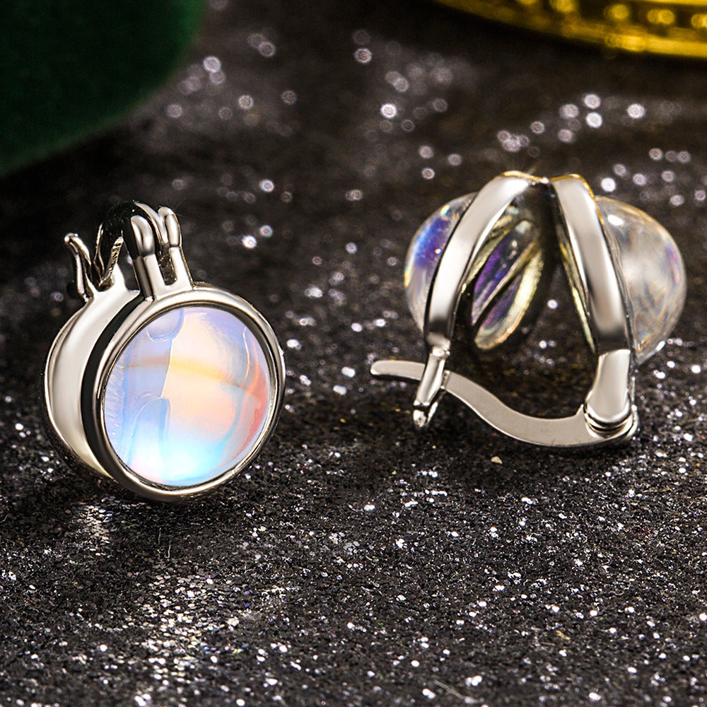 Round Clip Female Design Temperament Entry Lux Simple Heart-shaped Valentine's Ear Buckle