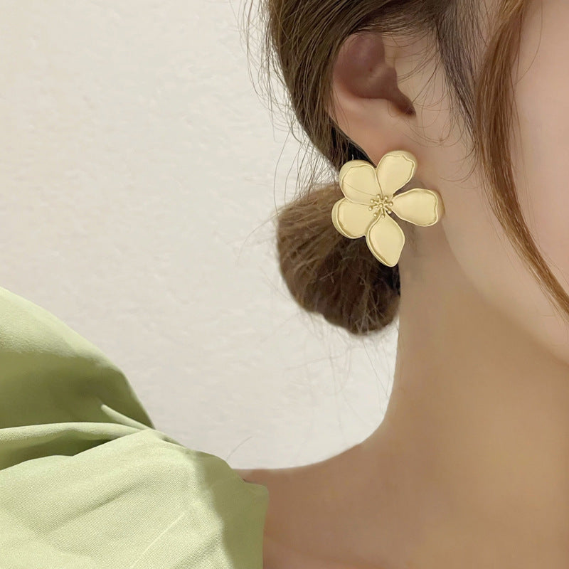 Flower Exaggerated Light Luxury High-grade Design Fairy Rings