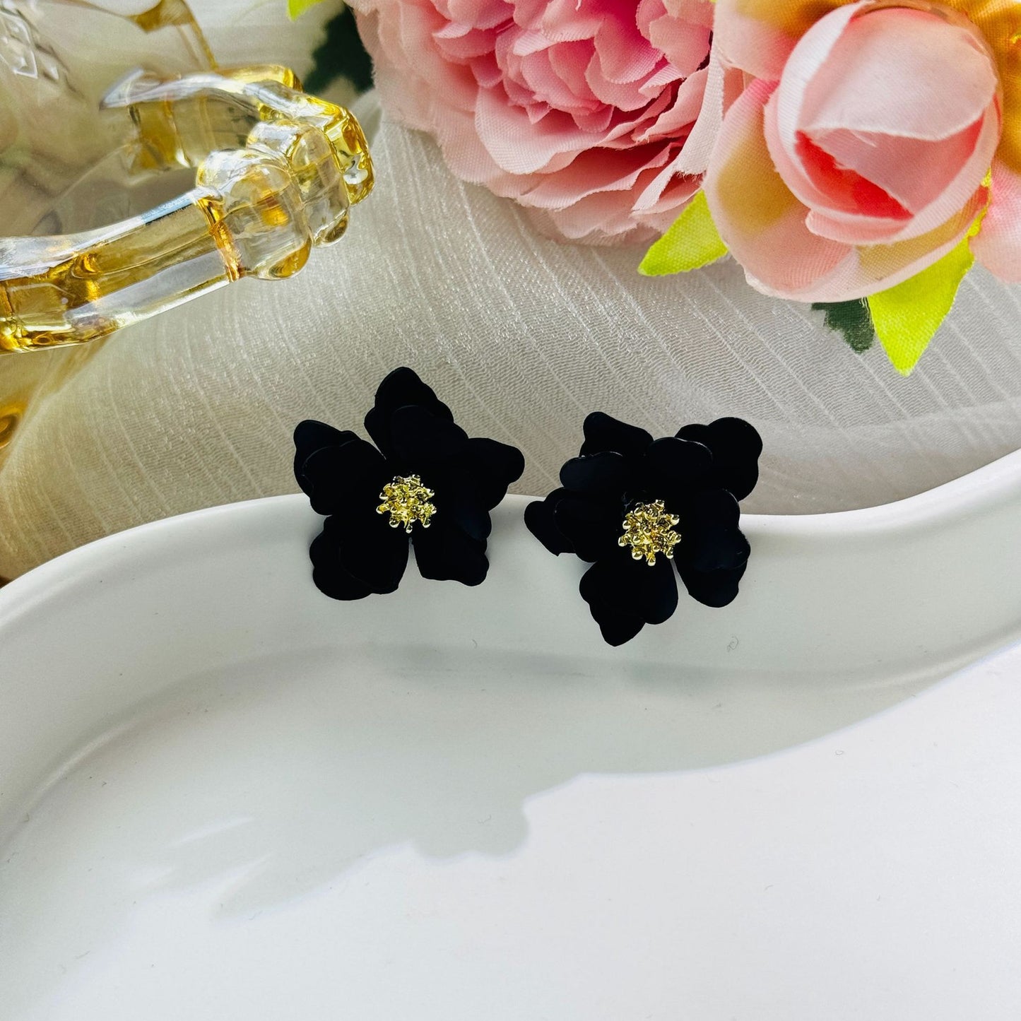 Frosted Flower Female Fashion Petal Sweet Natural Graceful Stud Earrings