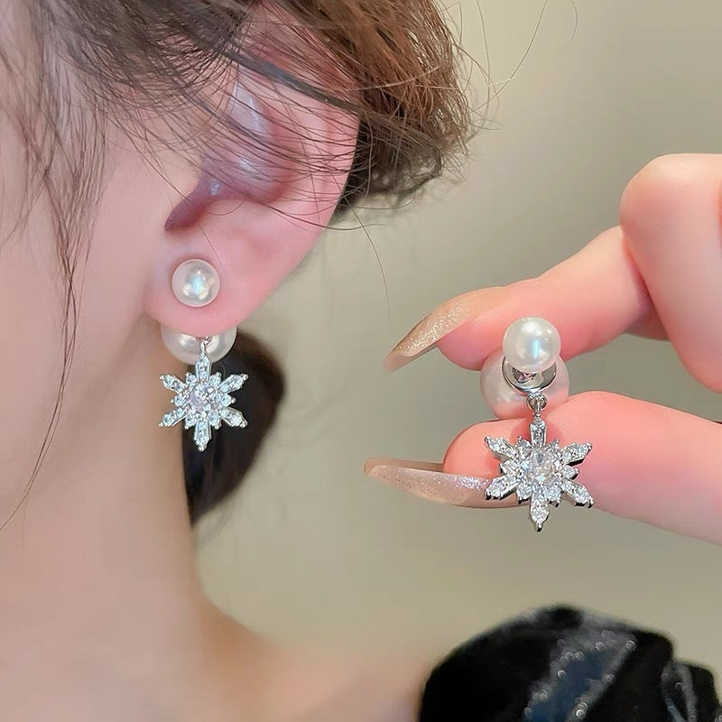 Refined Zircon Snowflake Pearl Niche Design Earrings