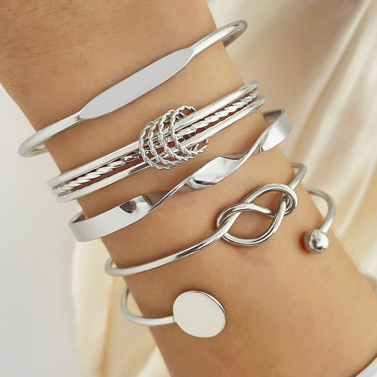 Charming Twist Glossy Irregular Punk Suit Bracelets