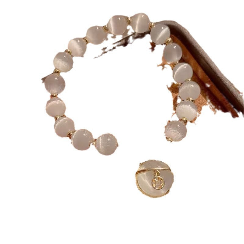 Women's Lucky Cat For Design High-grade Temperament Bead Bracelets