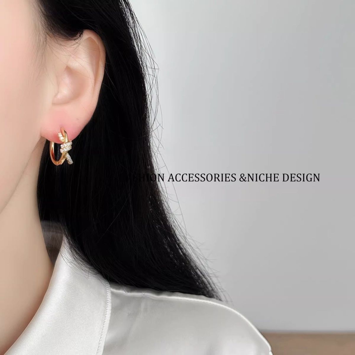 Women's & Men's Exquisite High-grade Clip Trendy Wild For Ear Buckle