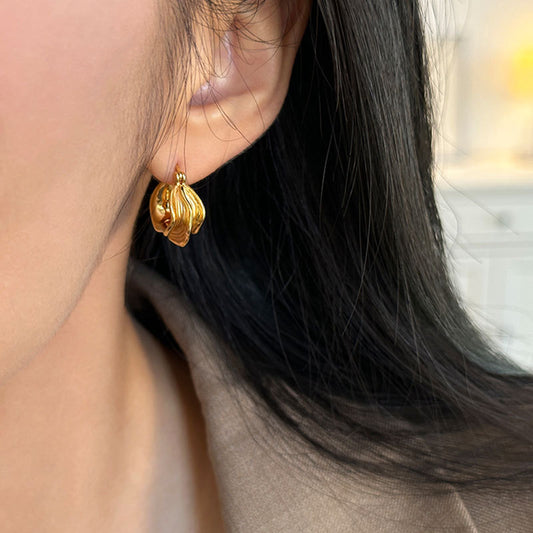 Women's Stripe Pattern Metal Ear Cuff Light Luxury Earrings