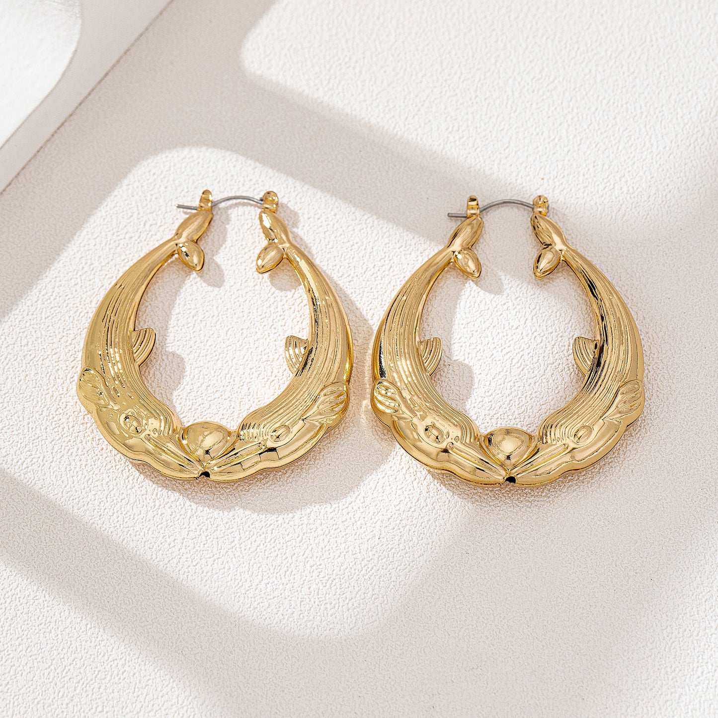 Simple Fashion Dolphin Creative Personality Fish-shaped Earrings