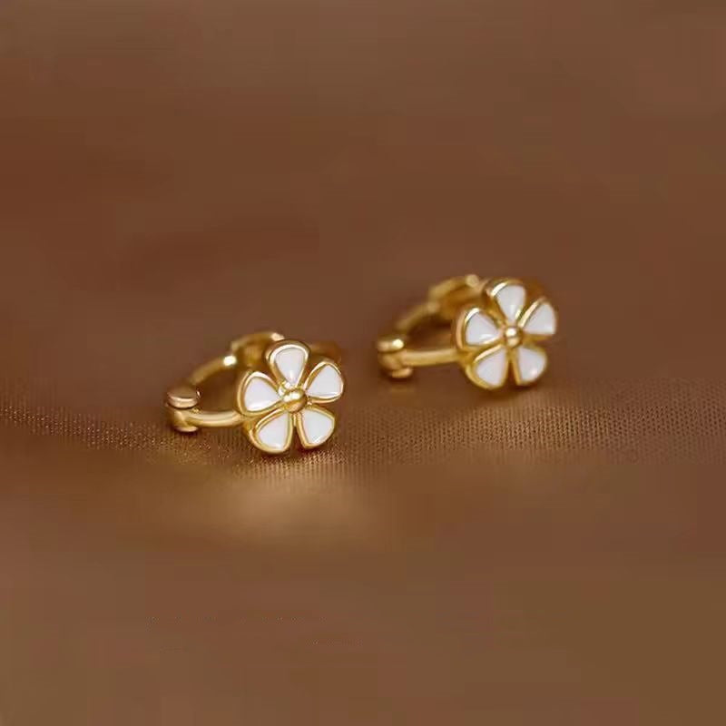 Women's Summer Daisy Clip Trendy Simple Temperamental Rings