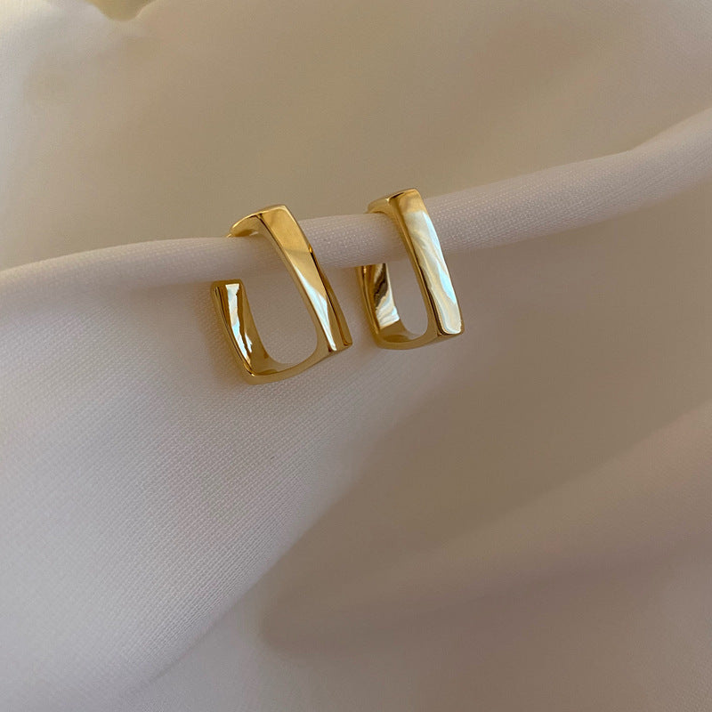 Women's Golden Light Luxury High-grade Metal Design Earrings