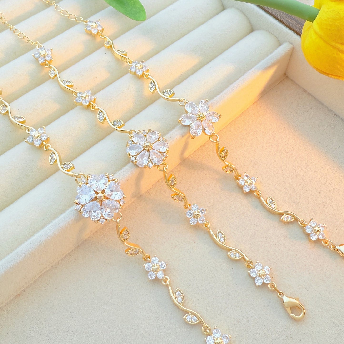 Style Flower Bow Tie Small Fresh Copper Inlaid Zircon High Bracelet
