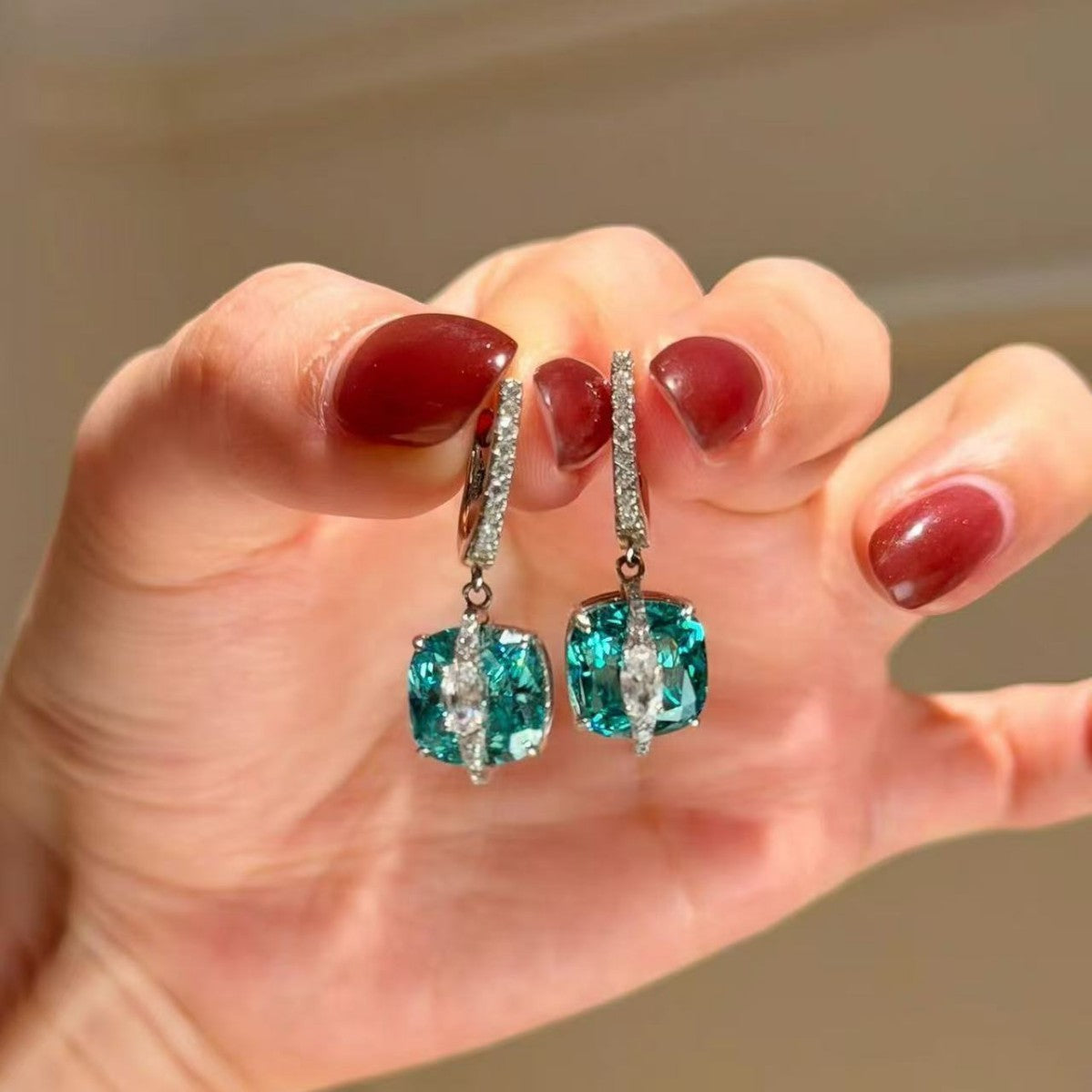 Blue Cube Sugar Female Clavicle Chain Graceful Personality Sier High Earrings