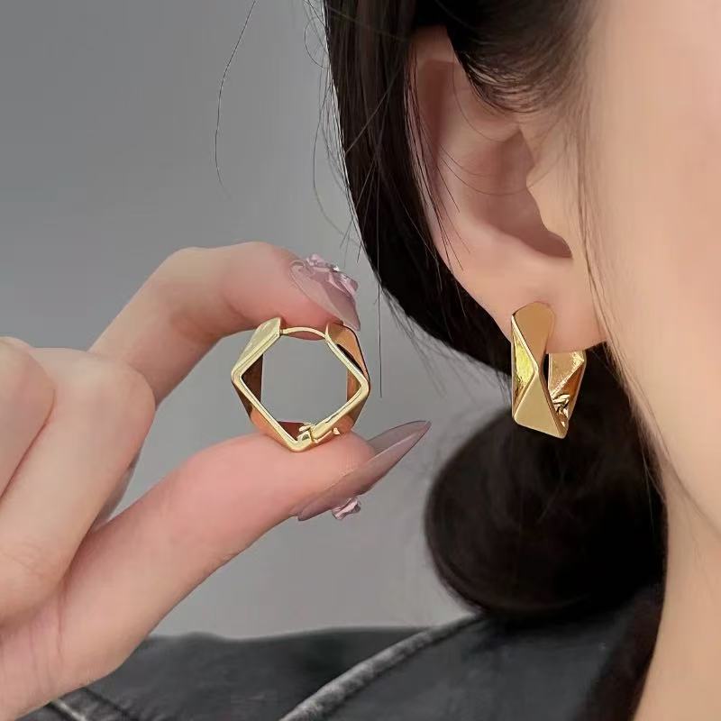 Metallic Female Coffee Gold Geometric Ear Live Broadcast Stud Earrings