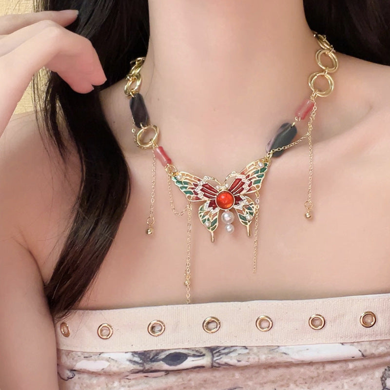 Retro Fashion Butterfly Tassel Female Design Necklace