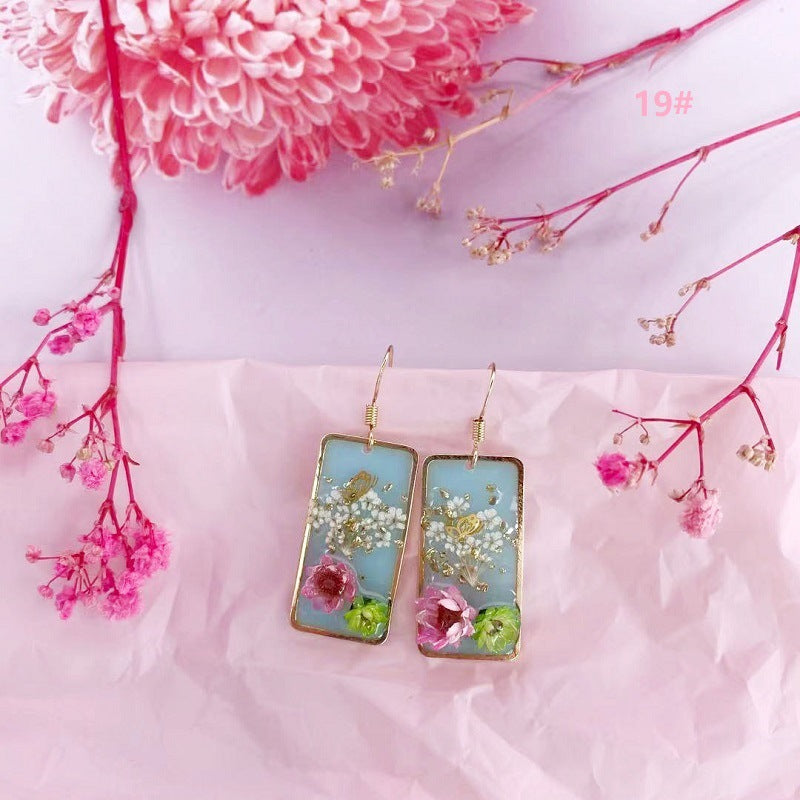 Women's Dried Flower Fresh Real Gold Foil Stud Earrings