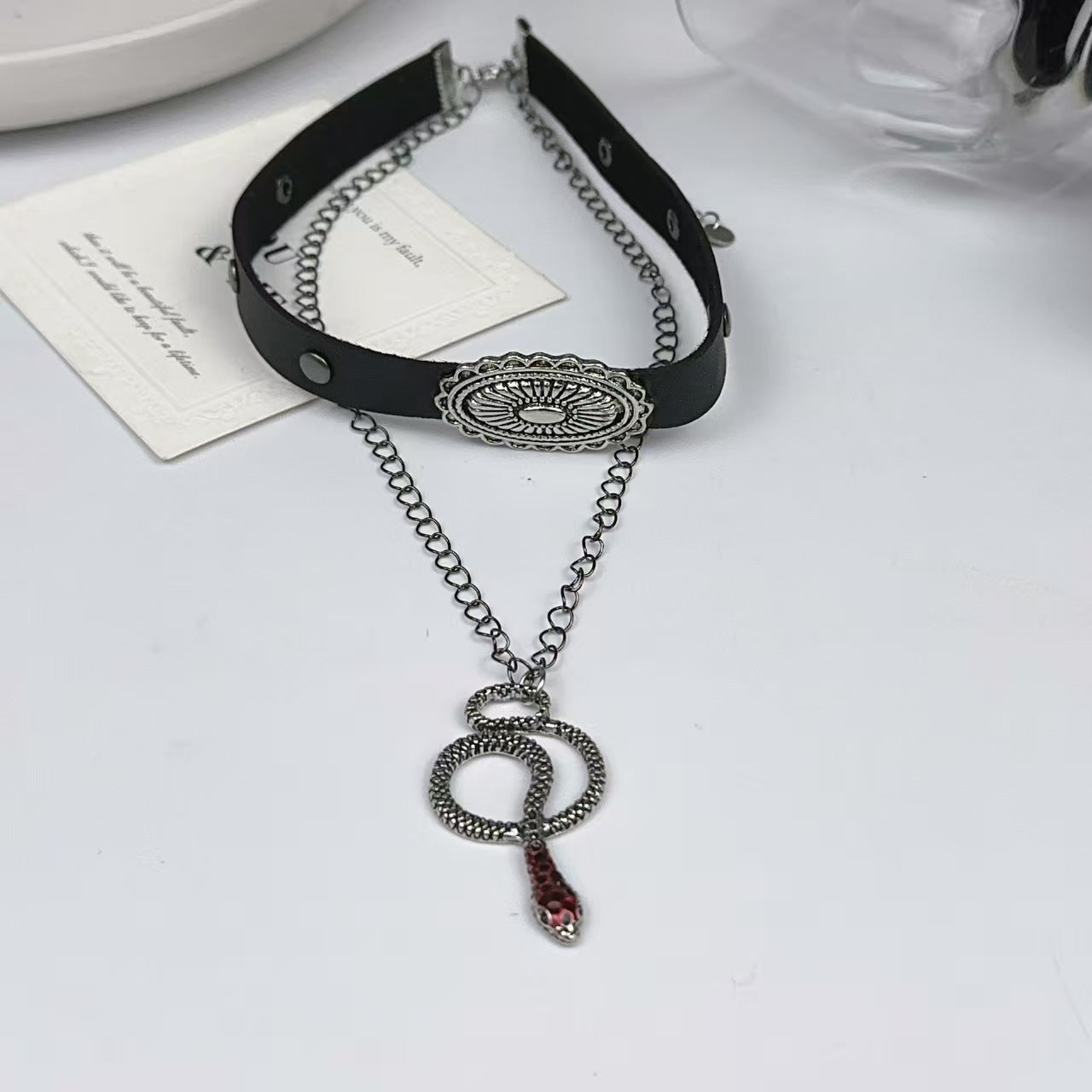 Women's Leather Snake-shaped For Niche Design Collar Necklace